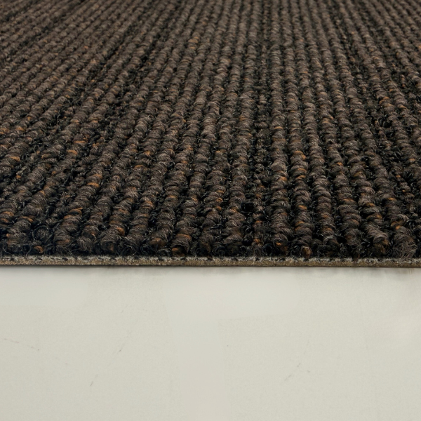 10-1832 - Desso AirMaster 9091 donker bruin 50x50cm tapijttegel