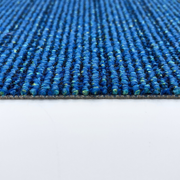 10 2358 Desso Airmaster 8412 Aqua Blauw 50x50 Cm Tapijttegel
