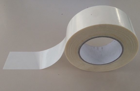 Dubbelzijdige tapijttegel tape 25 strekkende meter per rol
