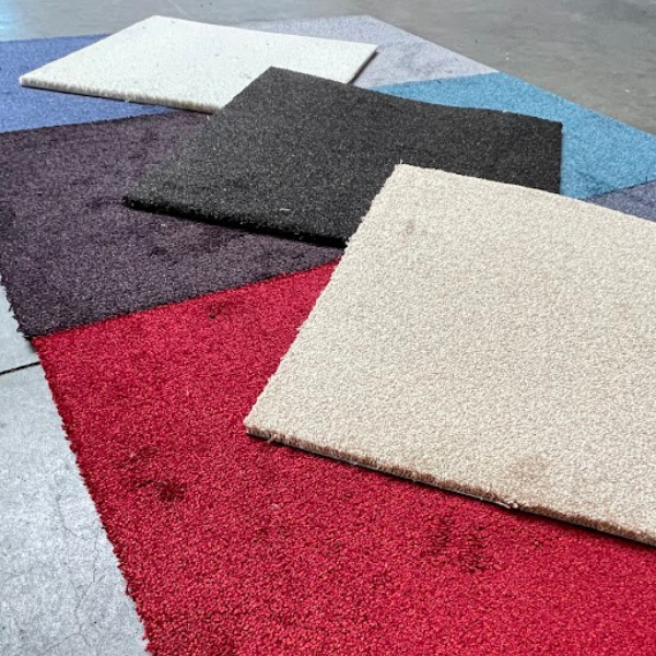 Partij 167 - 54 m2 Arcade super bgwg tapijttegels 50x50 cm