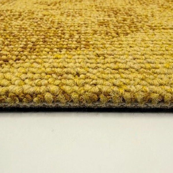 Partij 317 - 27,5 m² Desert 6118 SoundM. 50x50 cm tapijttegel