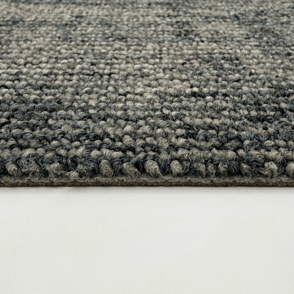 Partij 324 - 27 m² Essence Roots 9532 50x50 cm tapijttegel (1)