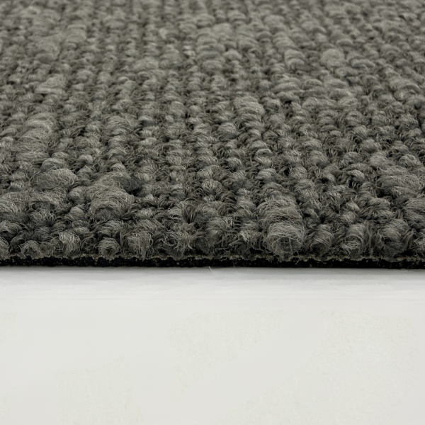 Partij 327 - 34 m² Denver 842920 dark grey 50x50 cm tapijttegel