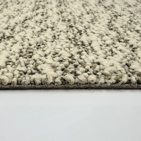 Partij 342 - 29,5 m² Denver 14192i cloud 50x50 cm tapijttegel