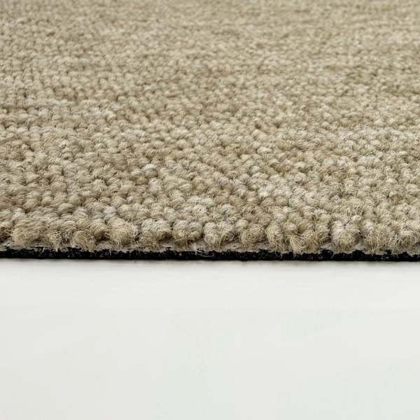 10-3004 - Desso Essence 2915 beige 50x50 cm tapijttegel